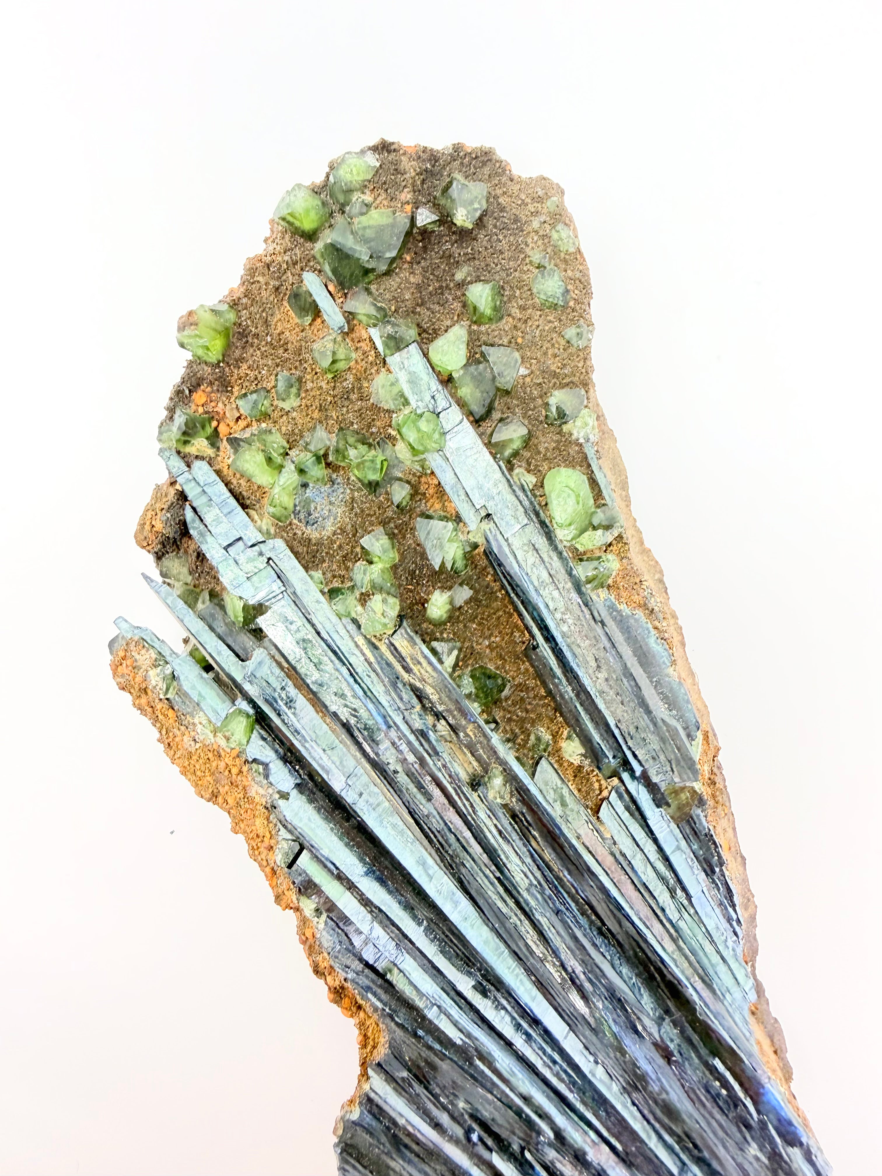 Vivianite with Ludlamite