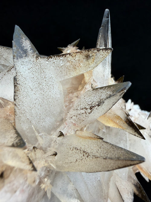 Black Tip Calcite Cluster – Leiping Mine, Hunan, China