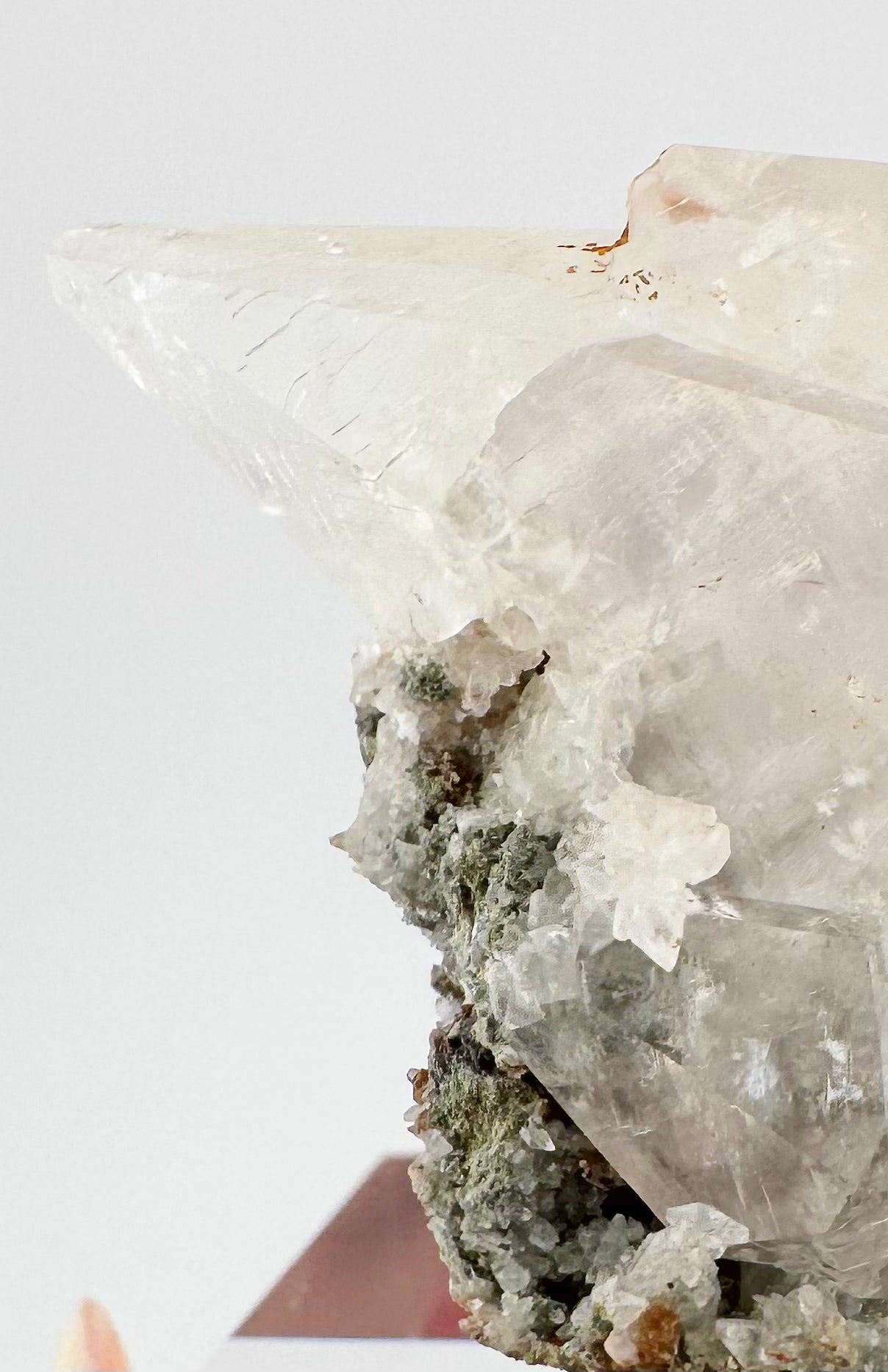 Diamond Calcite with Chlorite