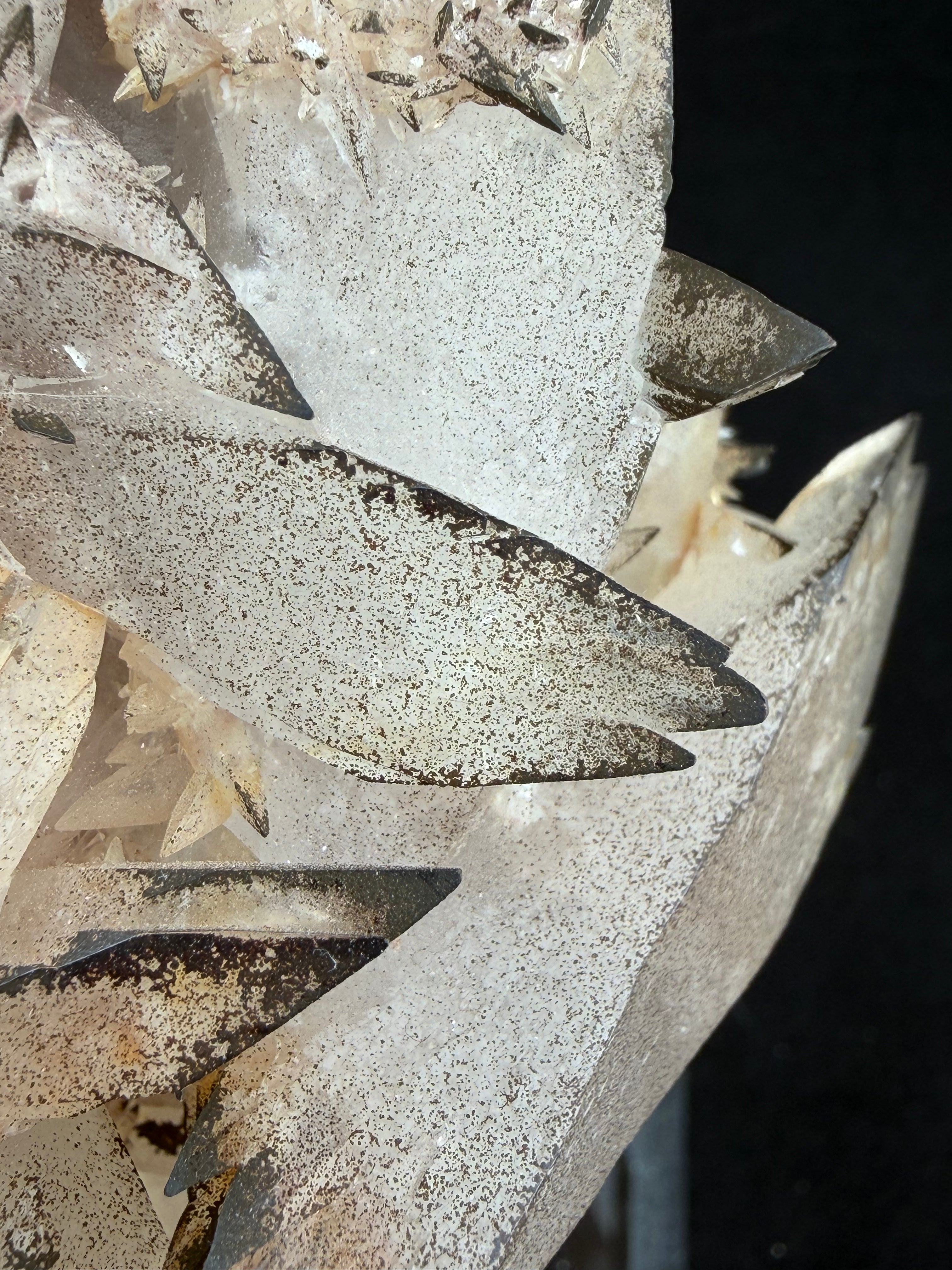 Black Tip Calcite Cluster – Leiping Mine, Hunan, China