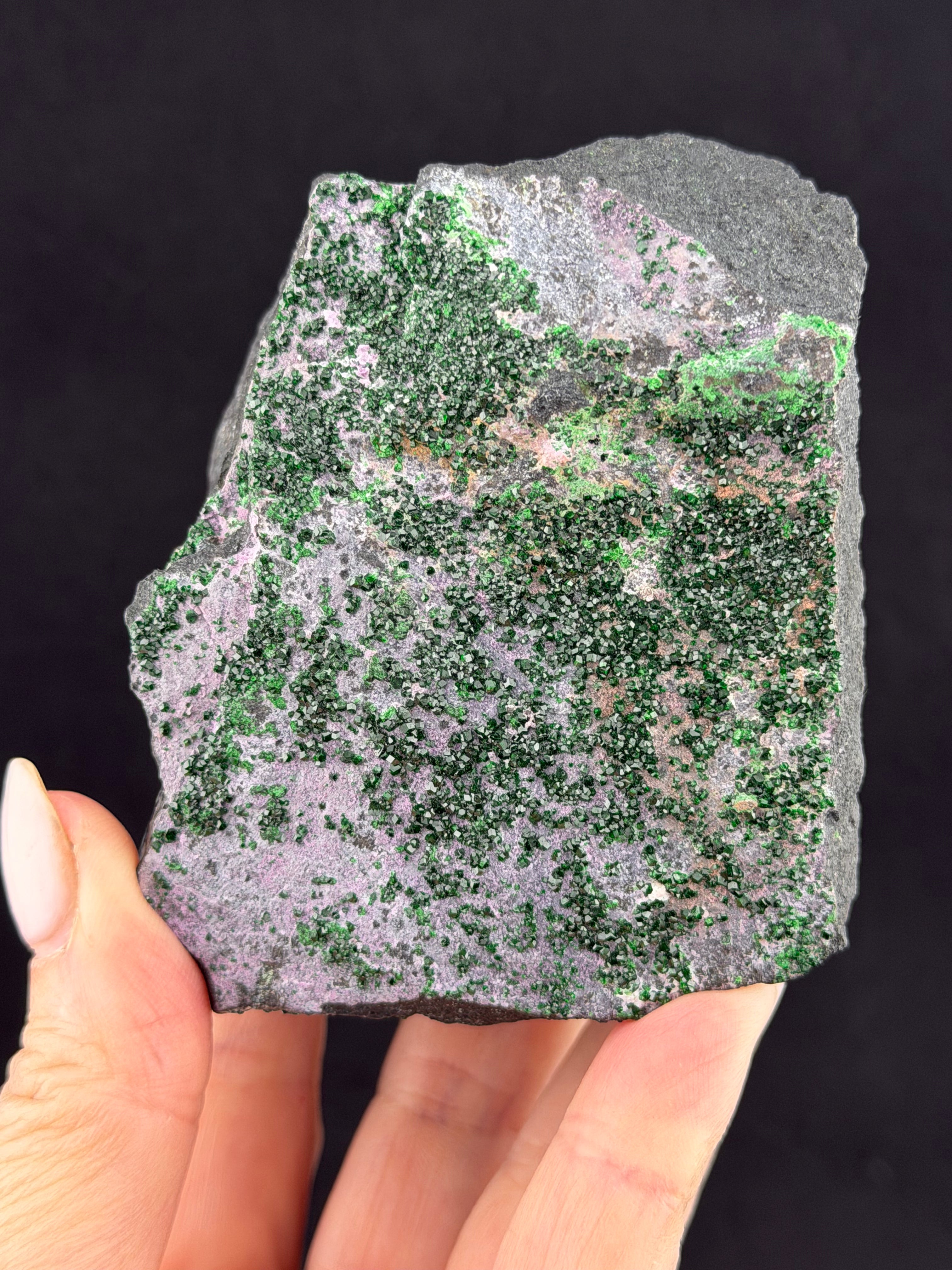 Uvarovite Garnet on Pink Kämmererite – Saranovskii Mine, Russia