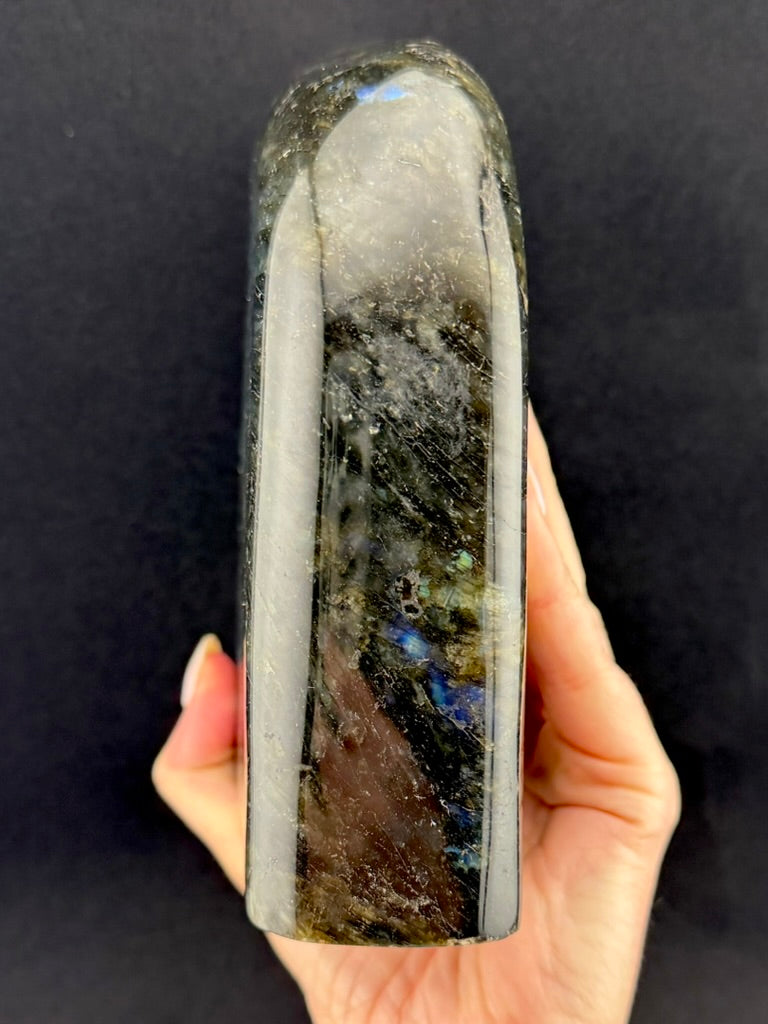 Labradorite, Madagascar