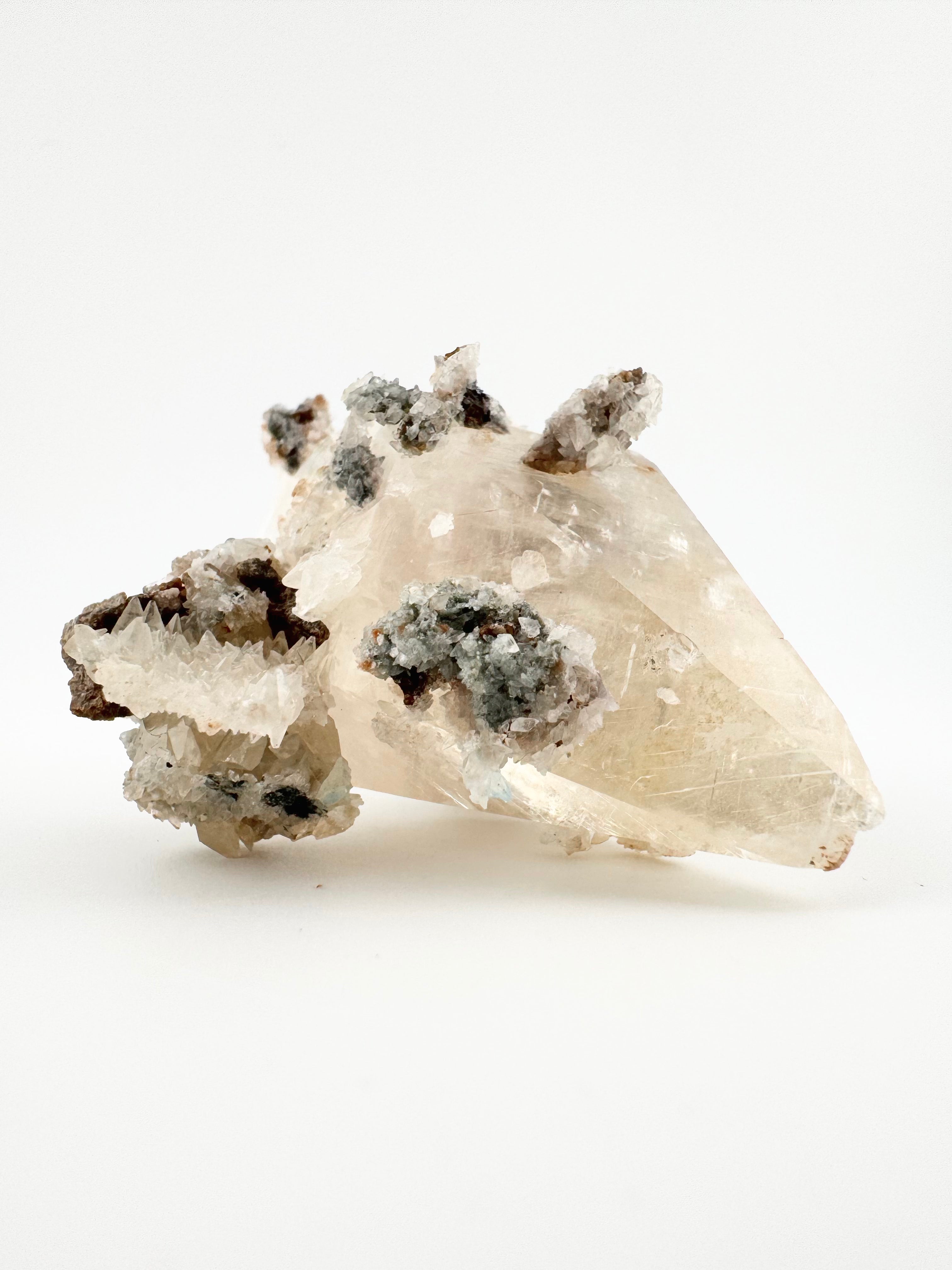 Diamond Calcite with Chlorite