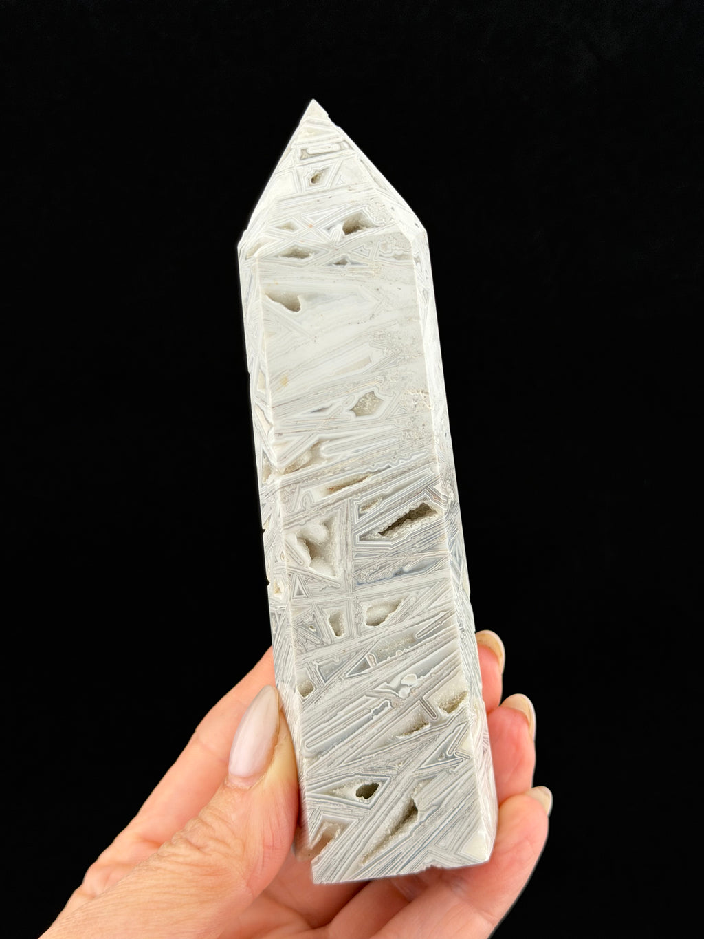 White Lace Agate Obelisk Tower – Chihuahua, Mexico