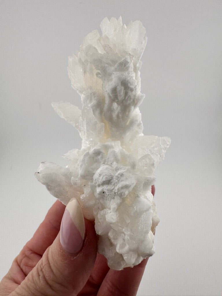 White Hydrozincite Cluster