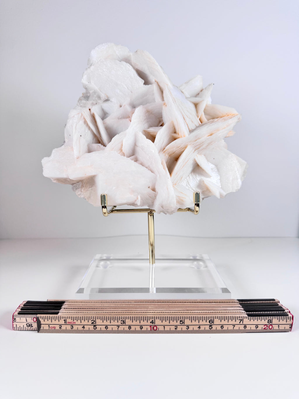 3.5 kg Rose Petal Calcite from Hunan Province