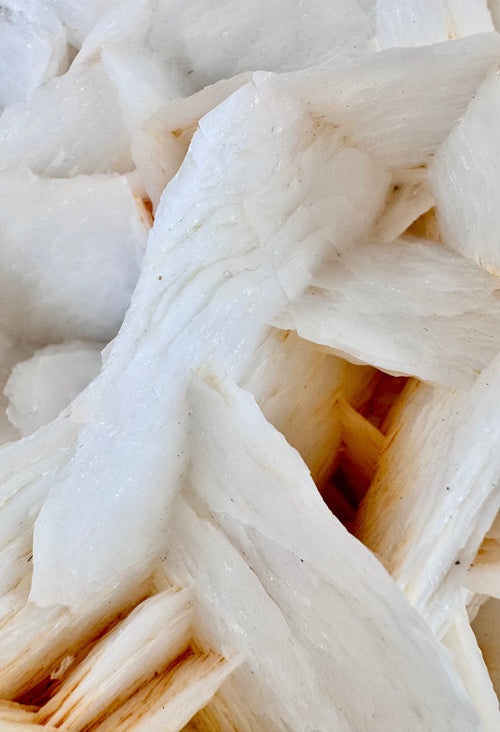 3.5 kg Rose Petal Calcite from Hunan Province