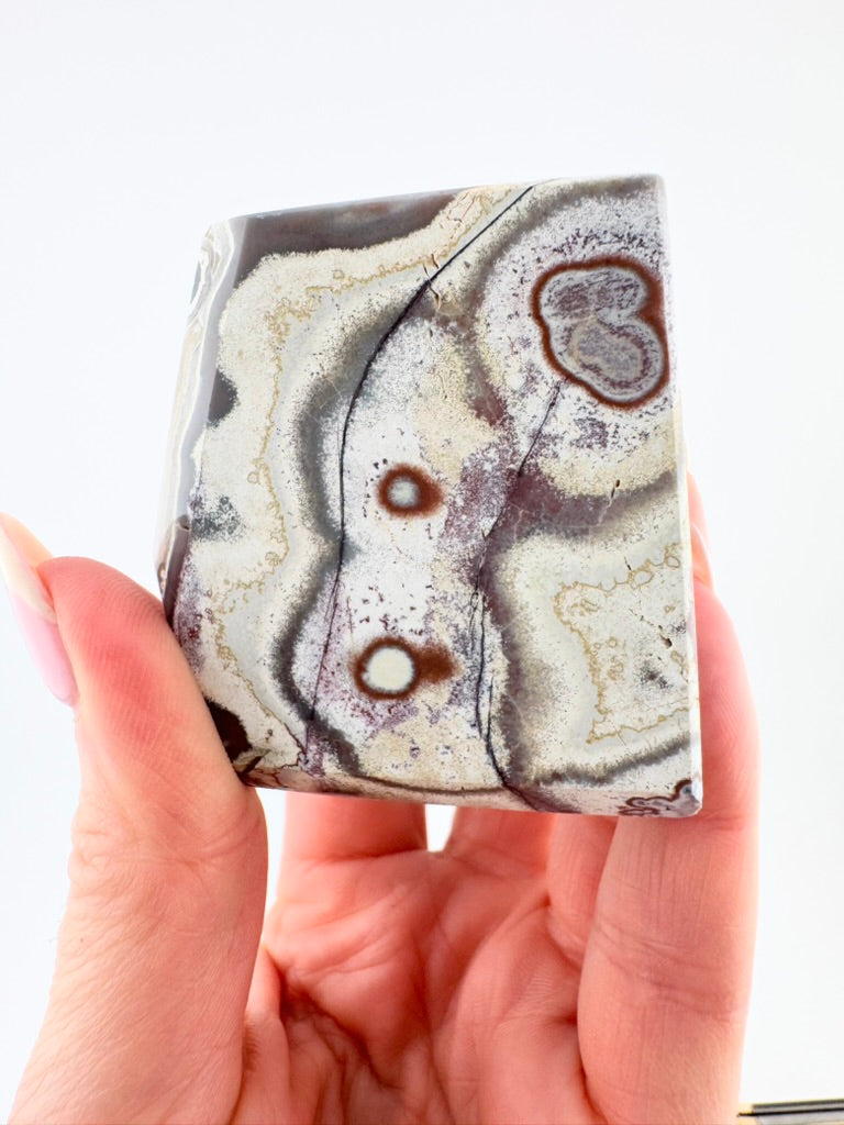 Red Mexico Lace Agate with Quartz Freeform