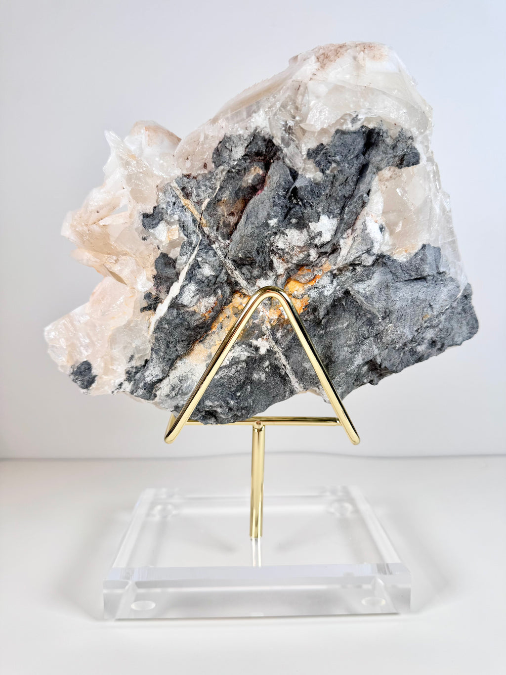 3.5 kg Rose Petal Calcite from Hunan Province