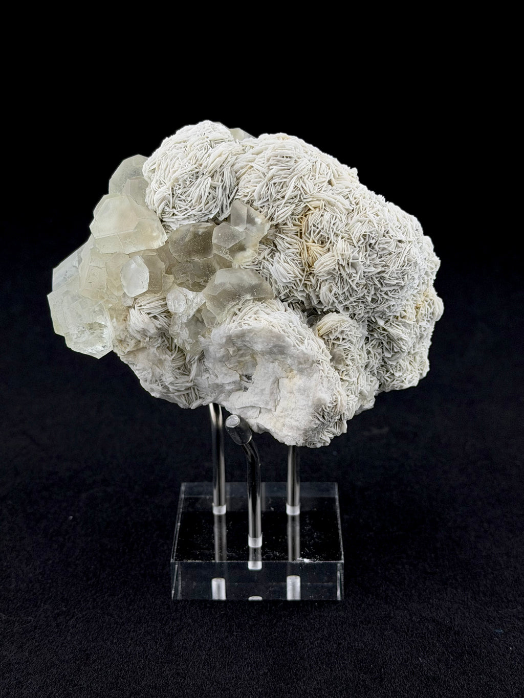 Fluorite on Barite, "Vein Prospect", Rogers Mine, Ontario, Canada