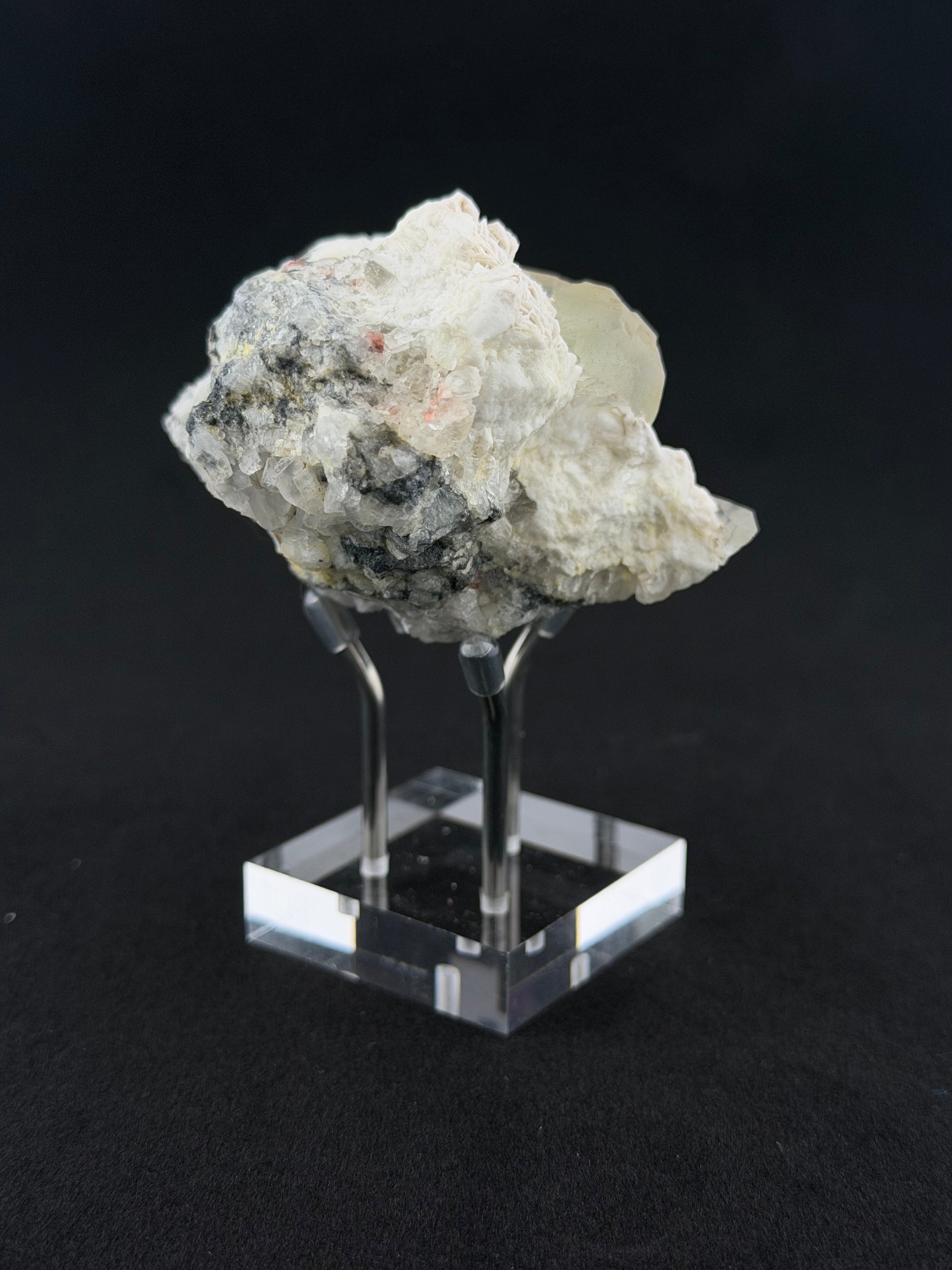 Fluorite on Barite, "Vein Prospect", Rogers Mine, Ontario, Canada