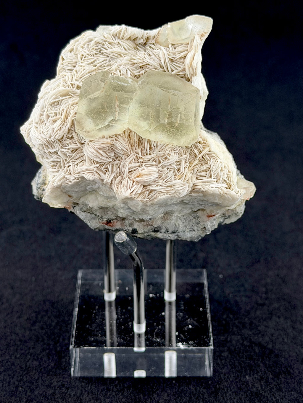 Fluorite on Barite, "Vein Prospect", Rogers Mine, Ontario, Canada