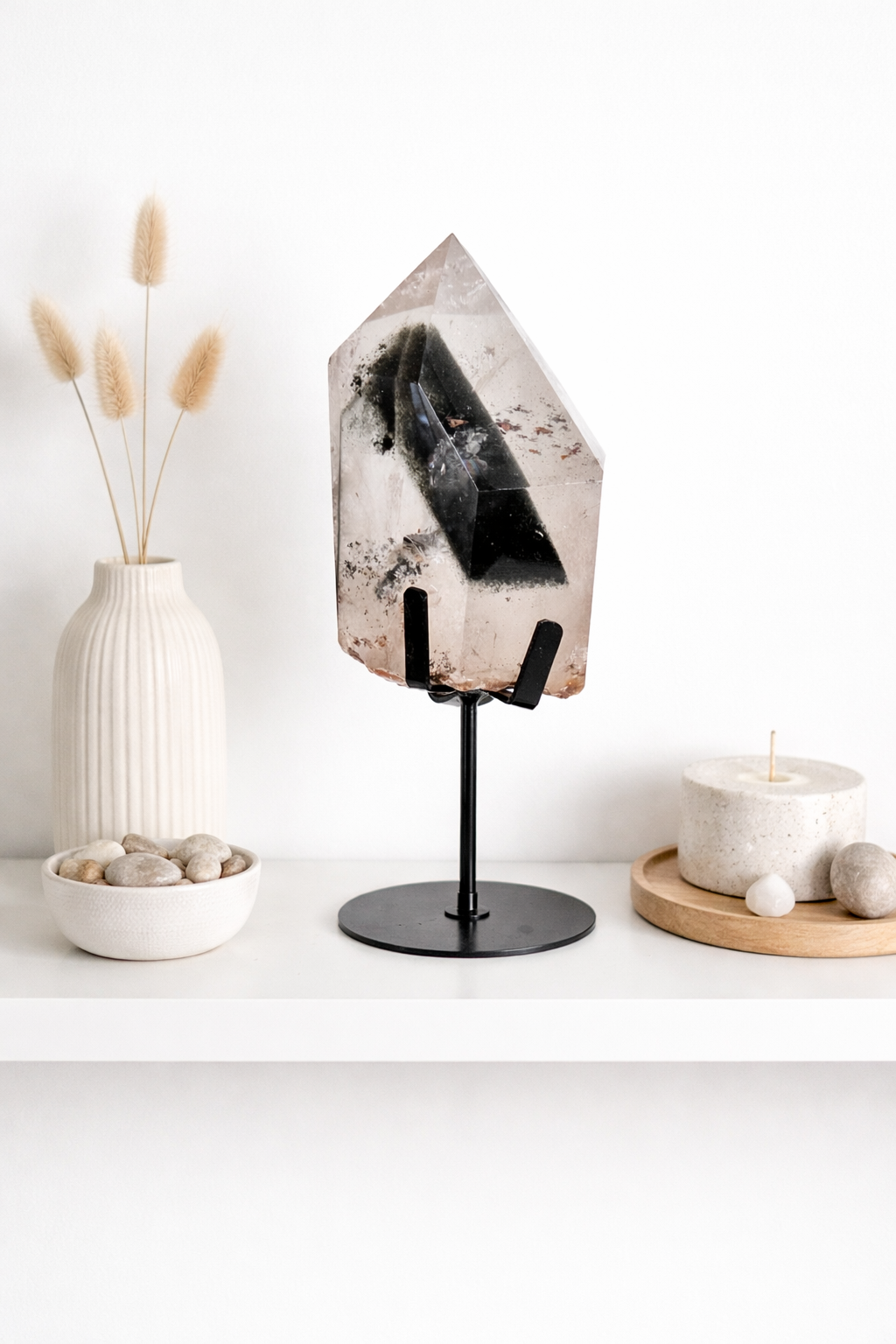 3kg Phantom Garden Quartz on Custom Stand