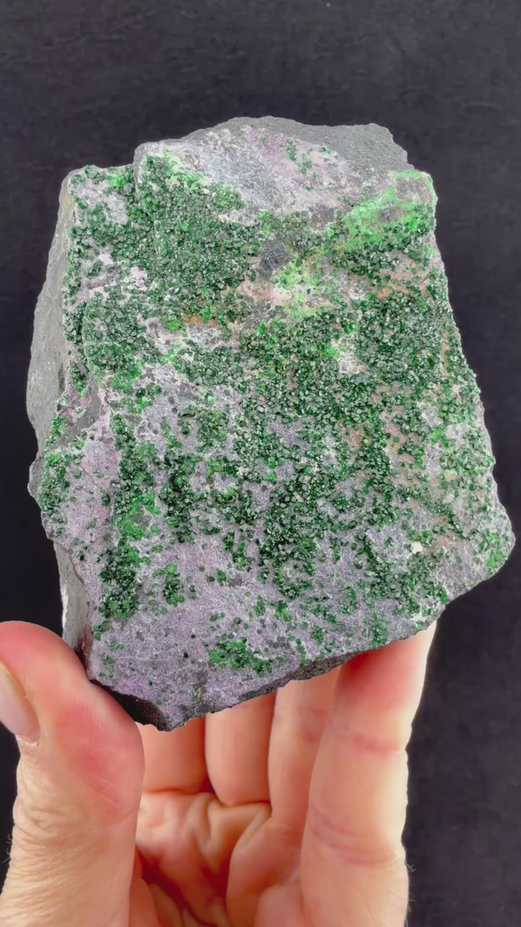 Uvarovite Garnet on Pink Kämmererite – Saranovskii Mine, Russia